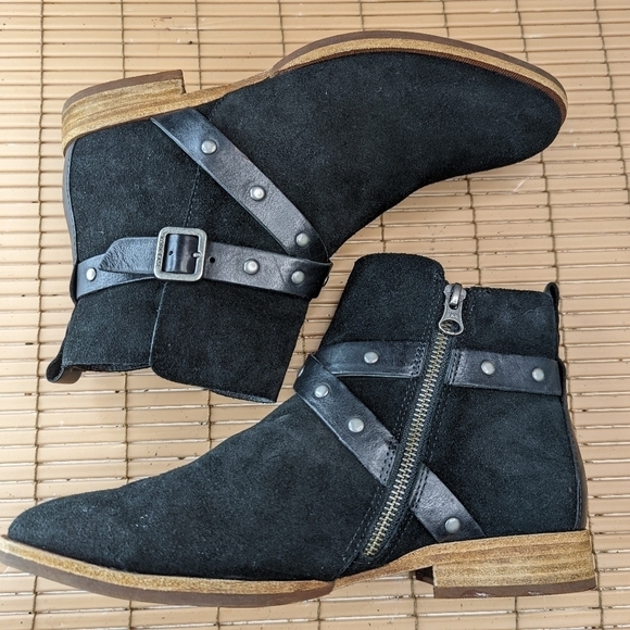 KORK-EASE WOMENS "KENAI" BLACK Leather and suede Side zip ANKLE BOOTS. Criss cro - Picture 6 of 13